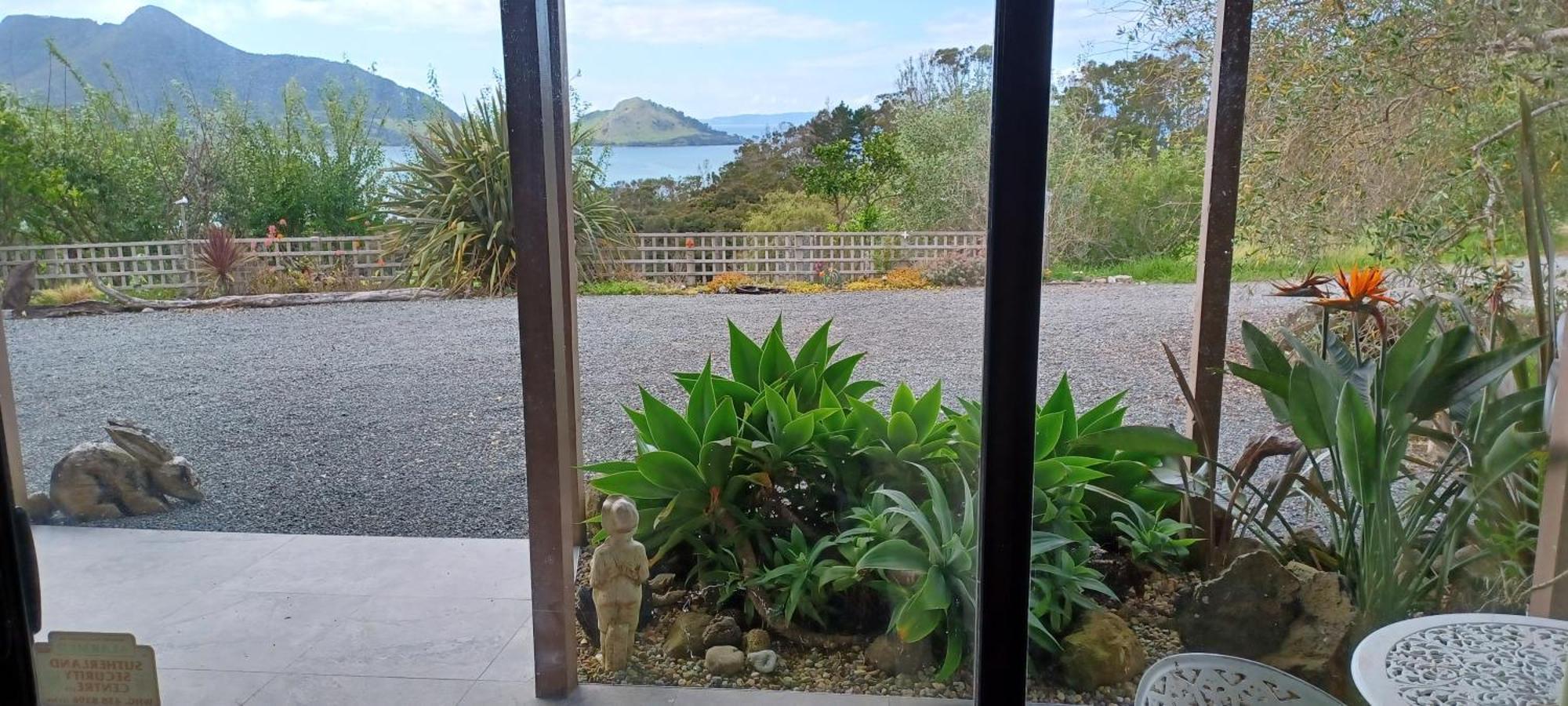 Mt Manaia View Holiday Studio Whangarei Heads Eksteriør bilde